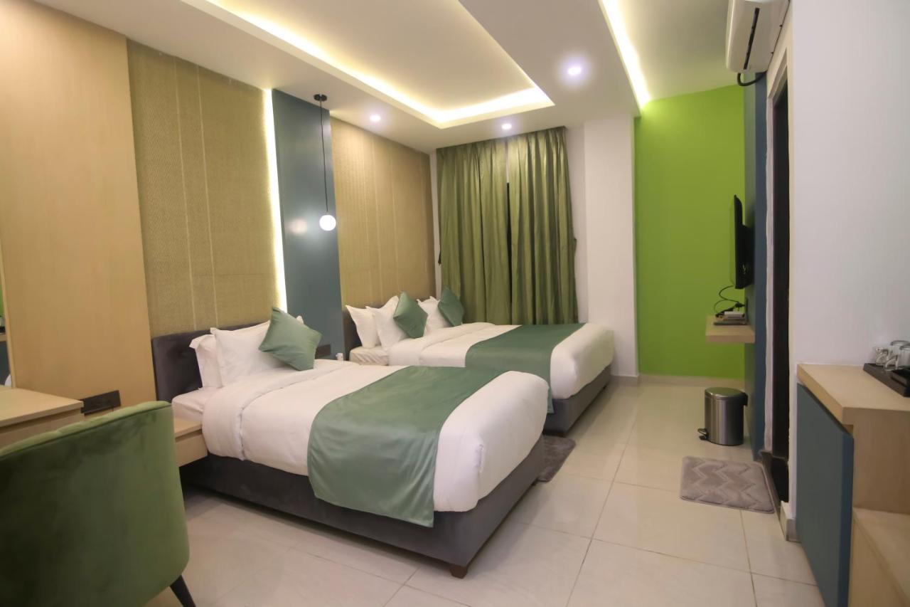 Hotel Aikawa Sauraha Kültér fotó