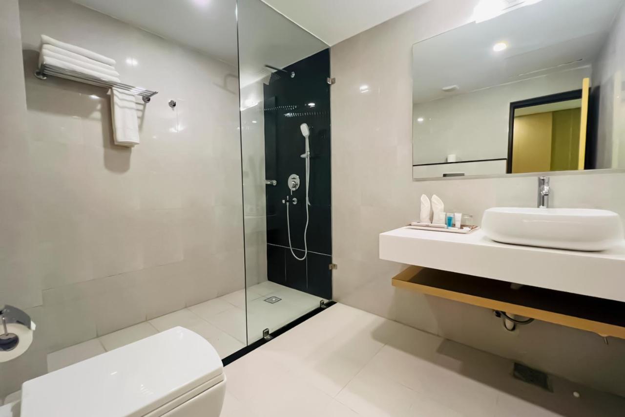 Hotel Aikawa Sauraha Kültér fotó