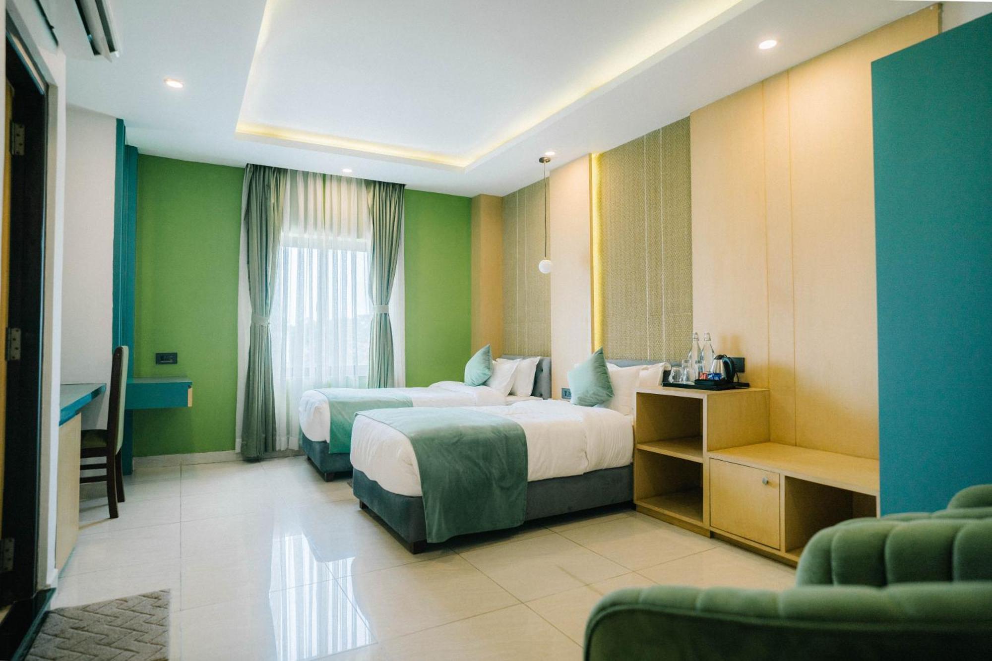 Hotel Aikawa Sauraha Kültér fotó